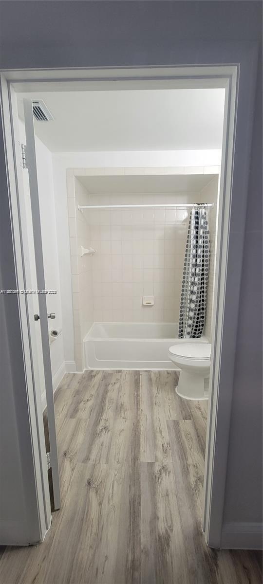 7400 W 20th Ave # 212