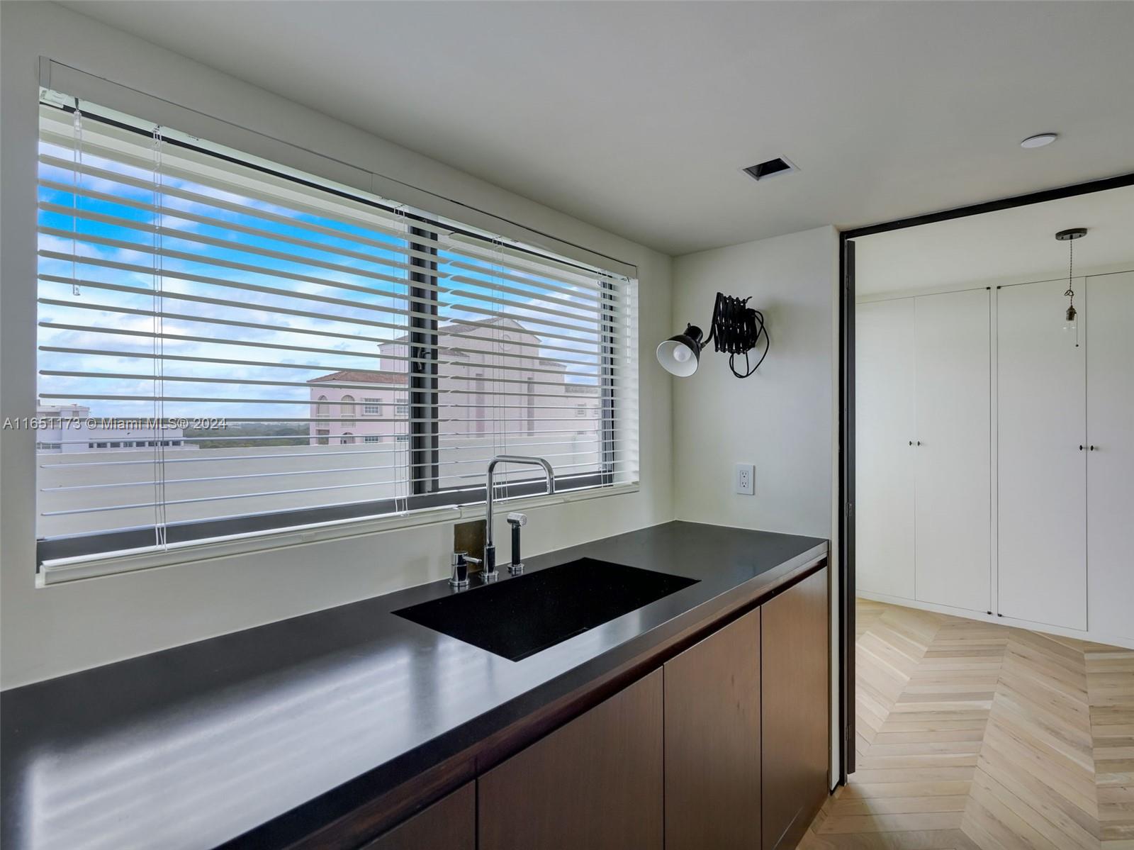 720 Coral Way # 14P