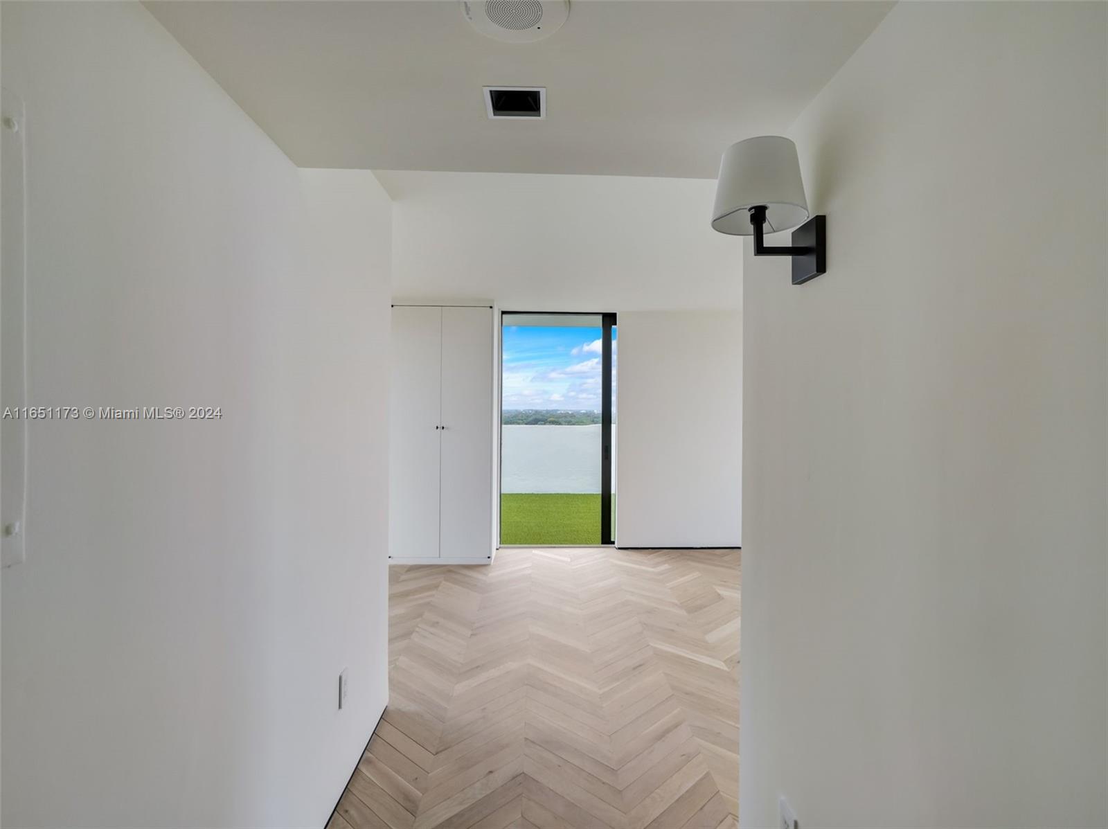 720 Coral Way # 14P