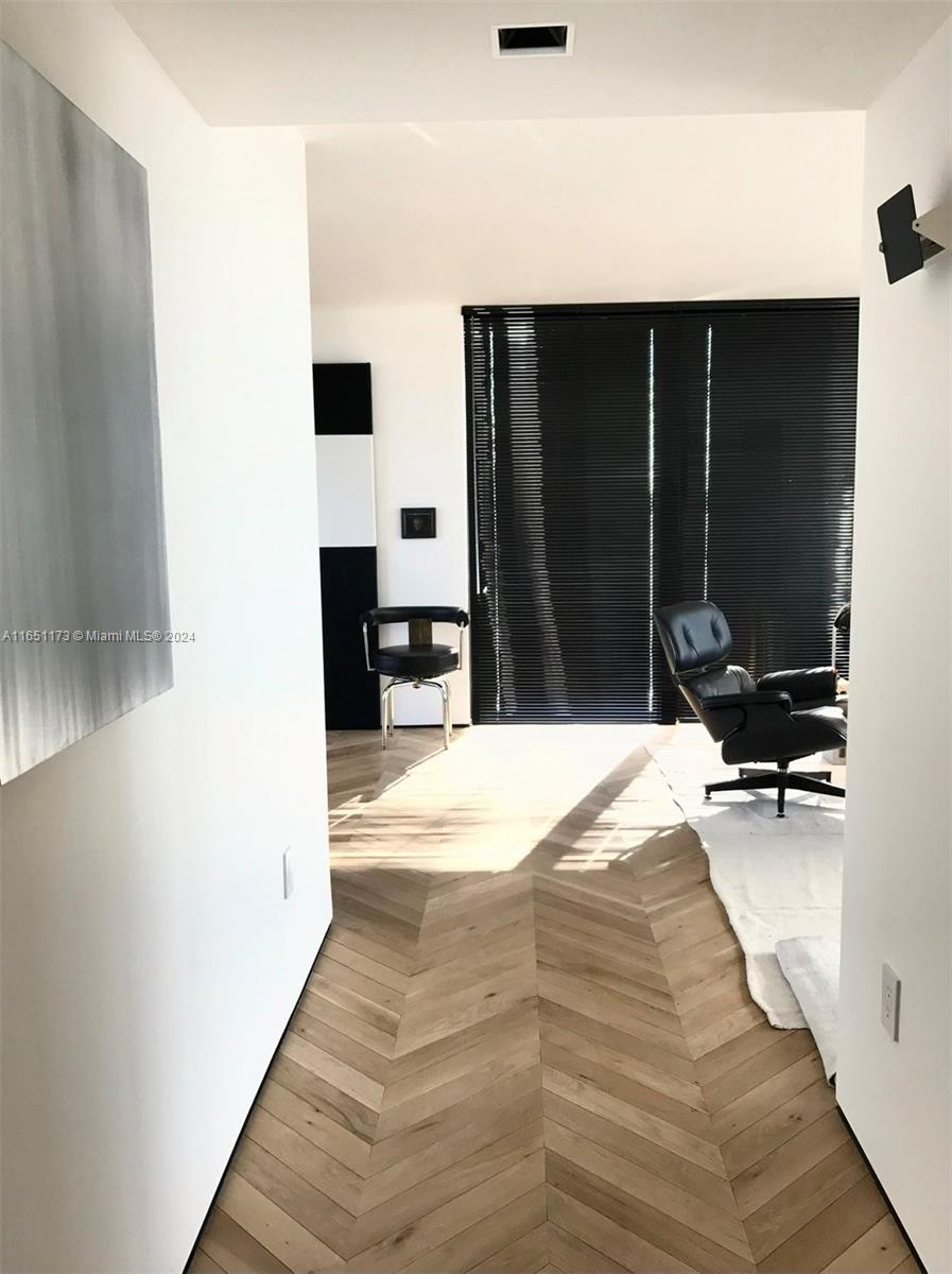 720 Coral Way # 14P