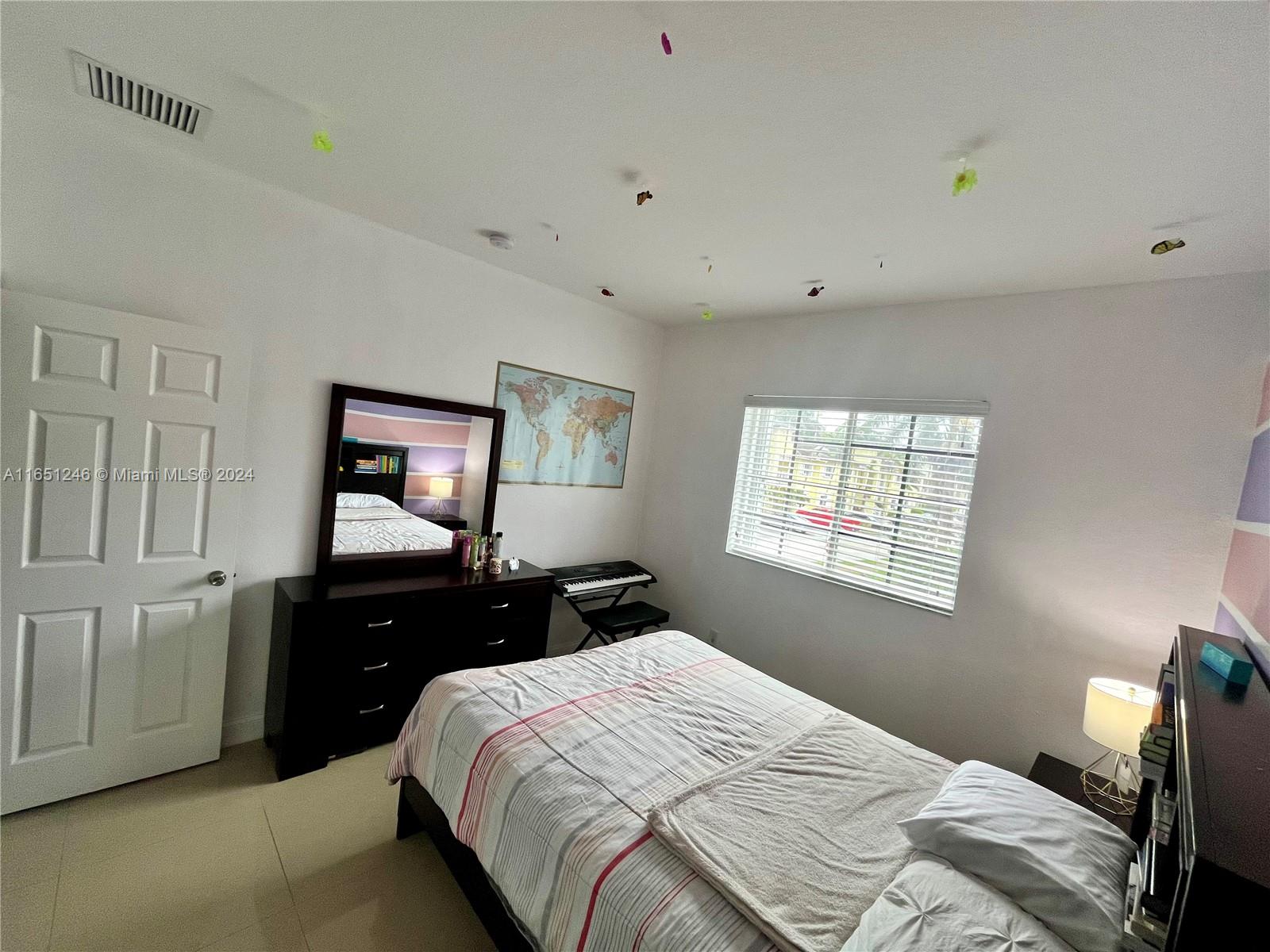 371 NE 26th Ter # 204