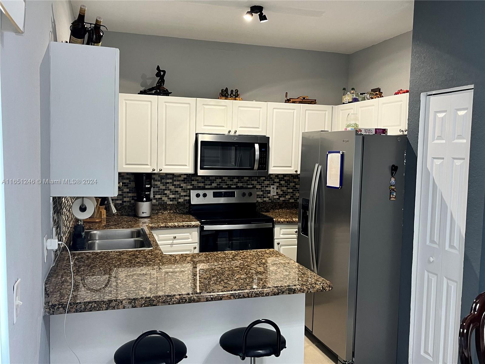 371 NE 26th Ter # 204