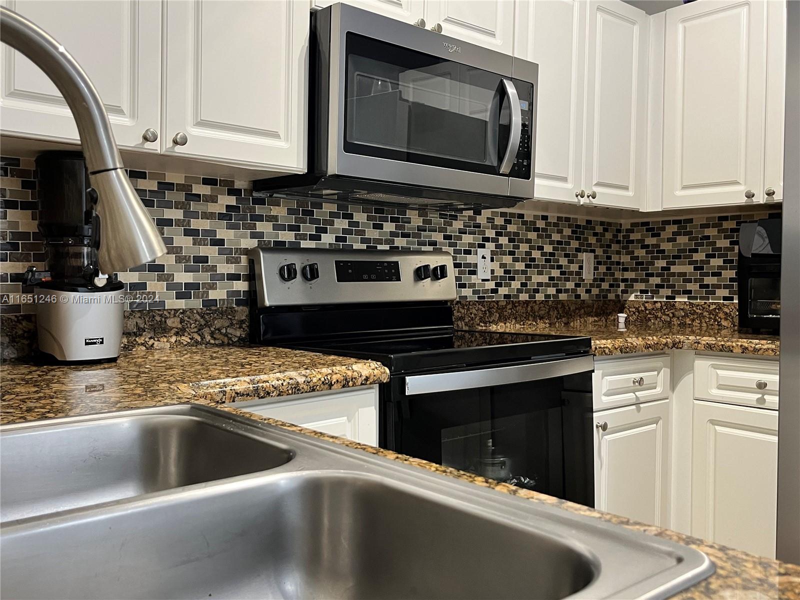 371 NE 26th Ter # 204