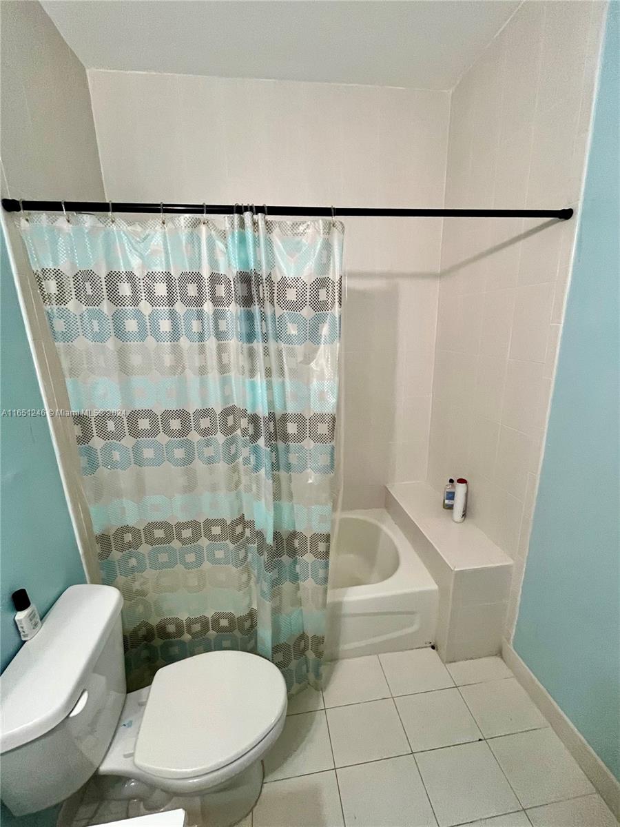 371 NE 26th Ter # 204