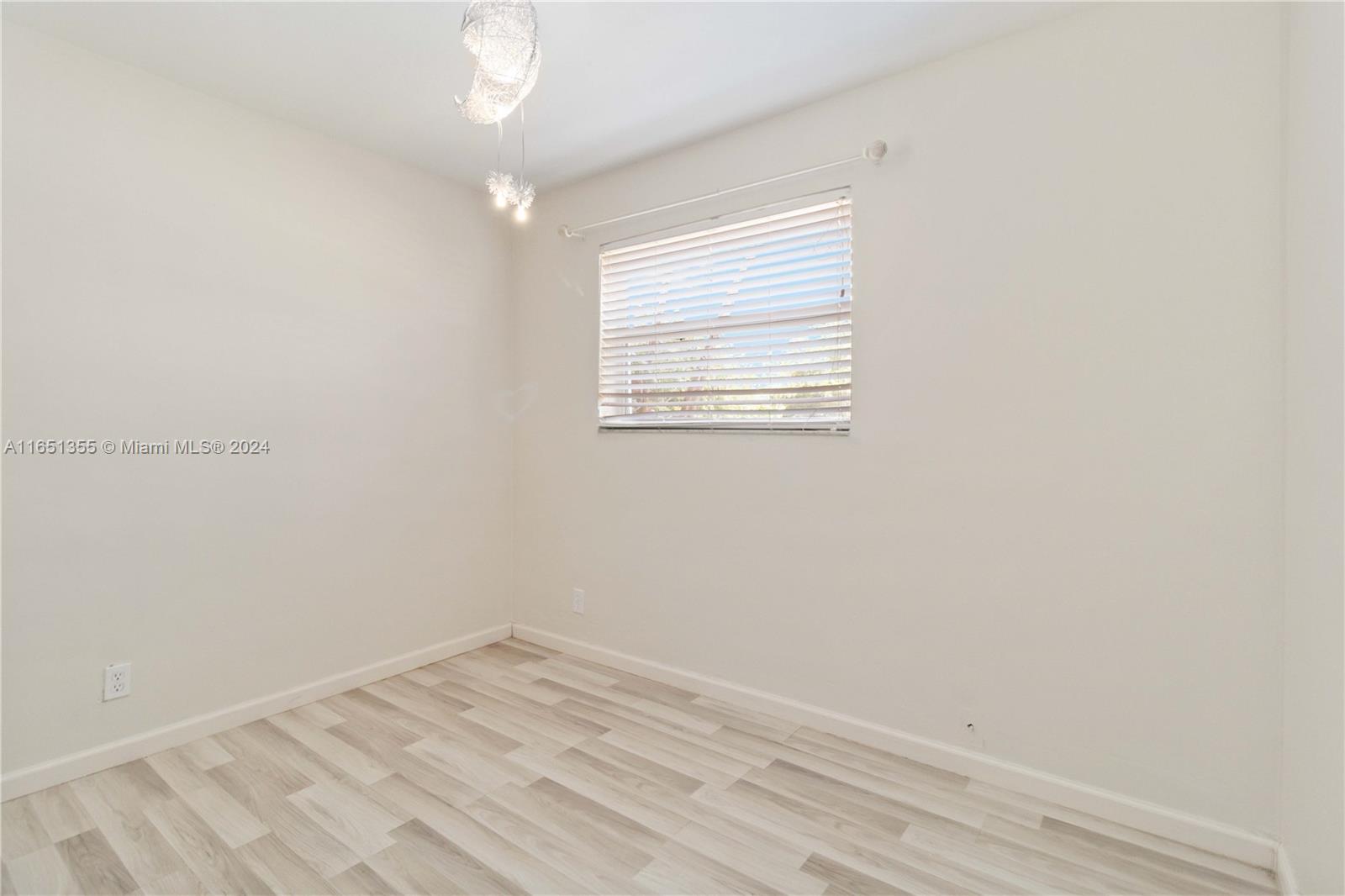 1110 NW 43rd St