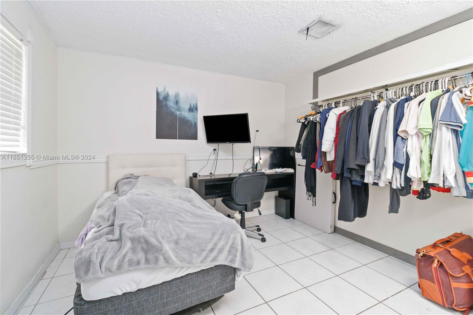 1110 NW 43rd St
