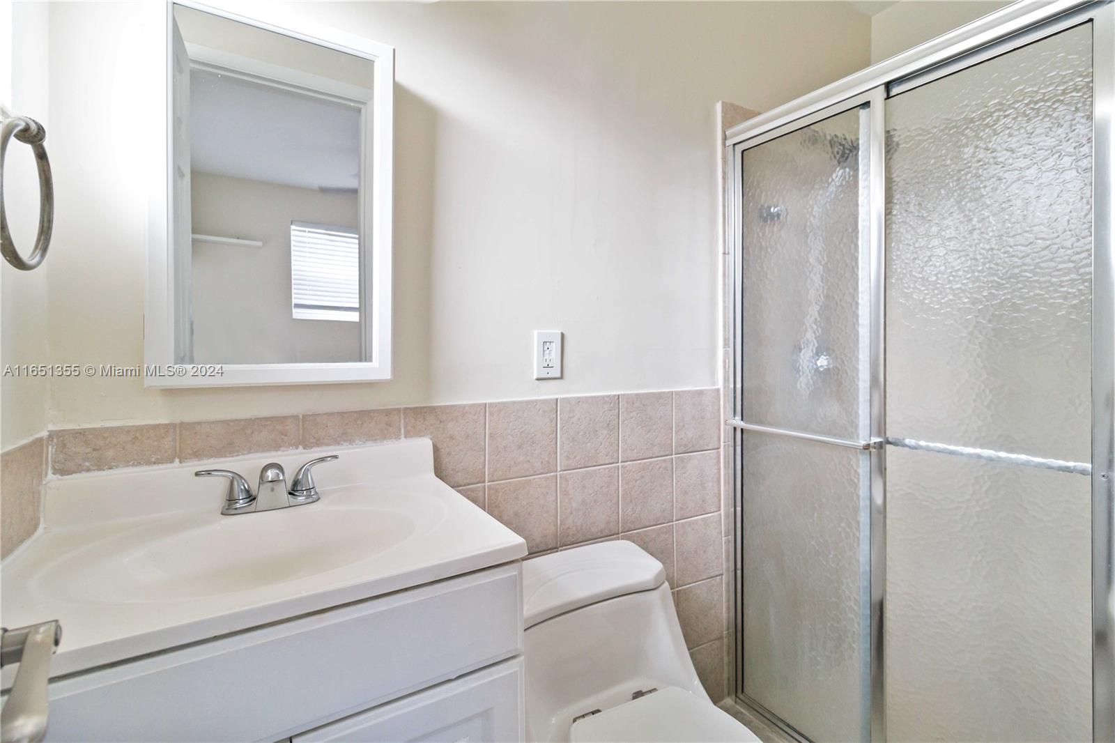 1110 NW 43rd St