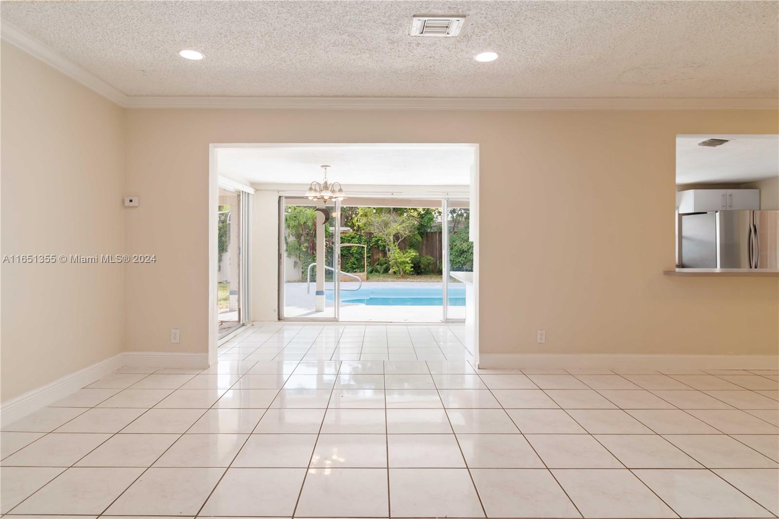 1110 NW 43rd St