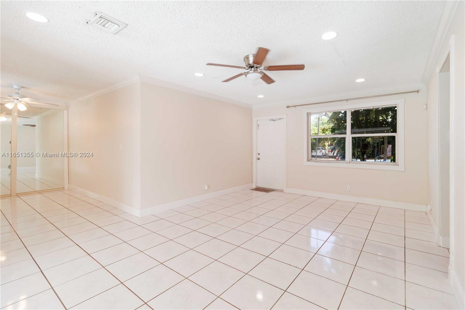 1110 NW 43rd St