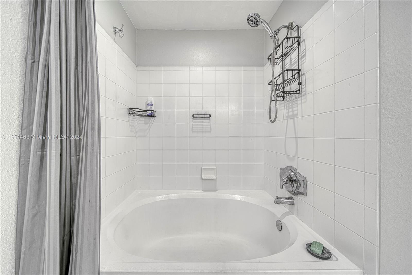 7836 Dixie Beach Cir