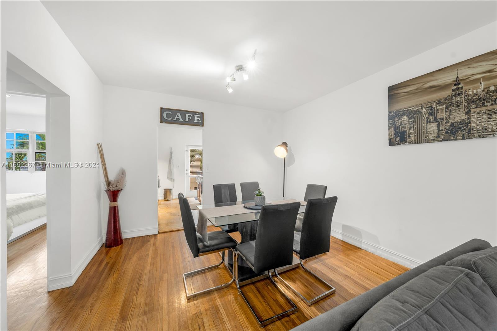 8500 Byron Ave # 6