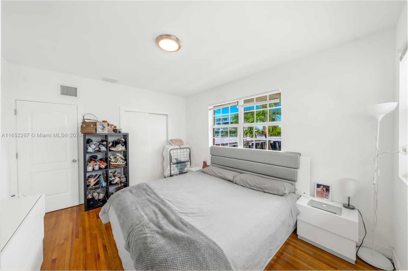8500 Byron Ave # 6