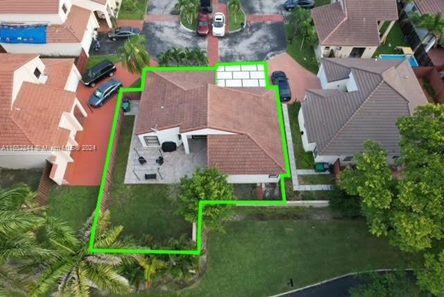 8717 SW 5th Ter