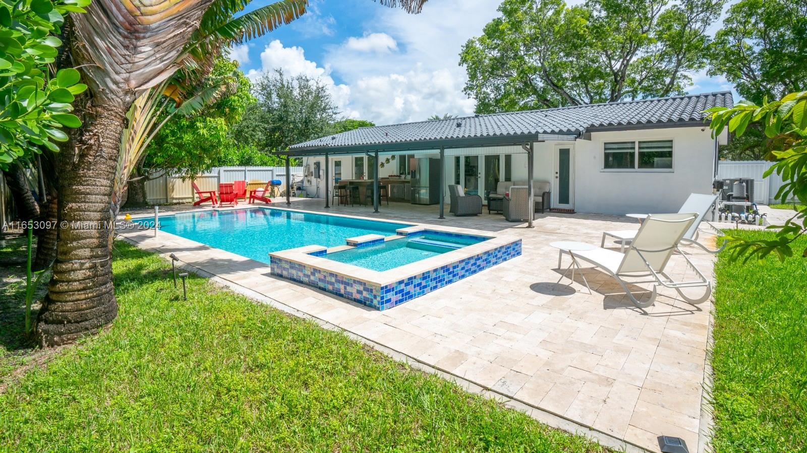 14820 Mahogany Ct