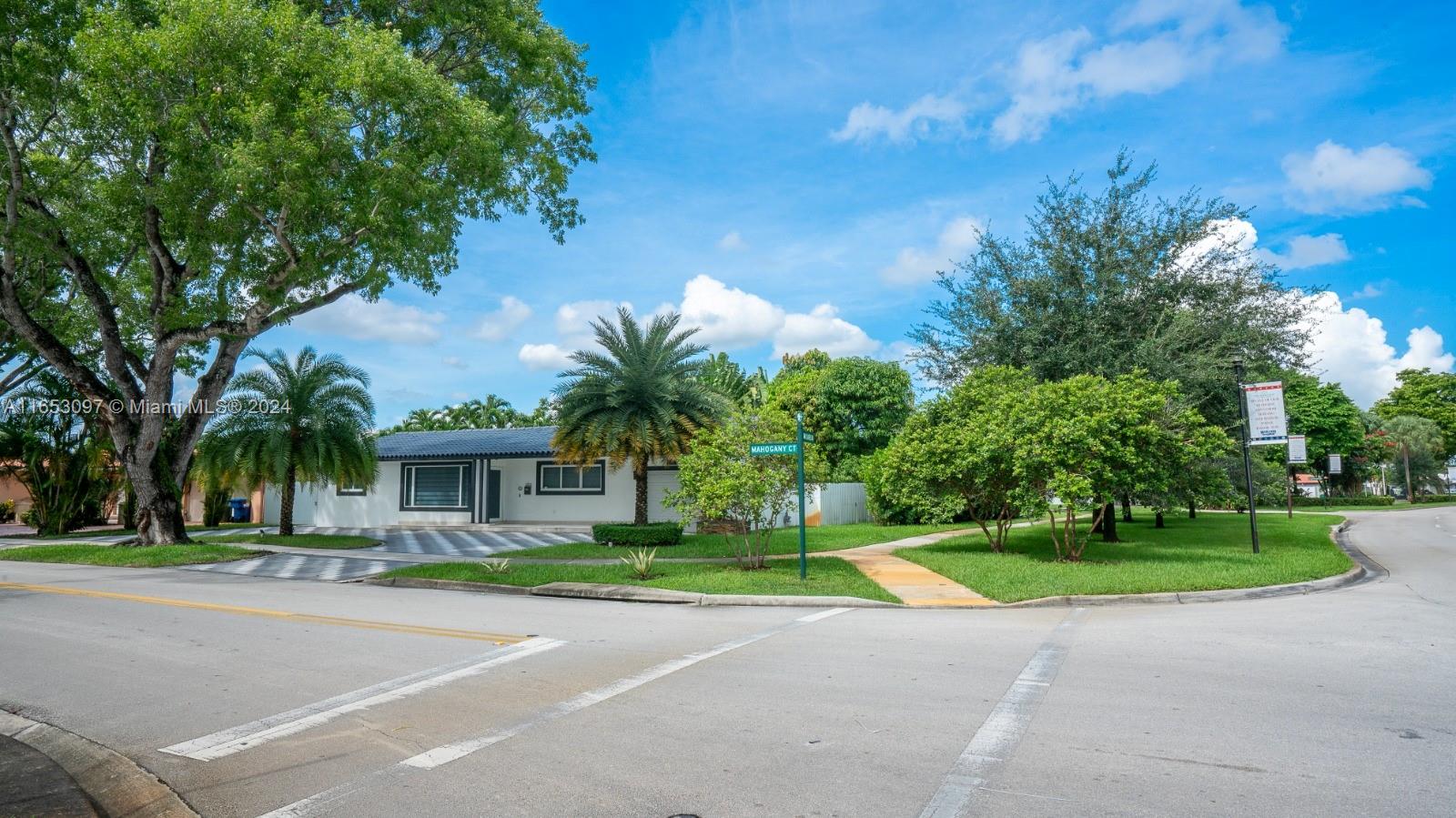 14820 Mahogany Ct