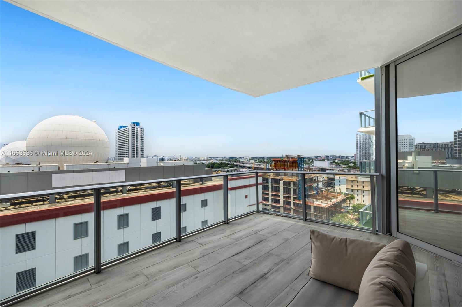 851 NE 1st Ave # 1008