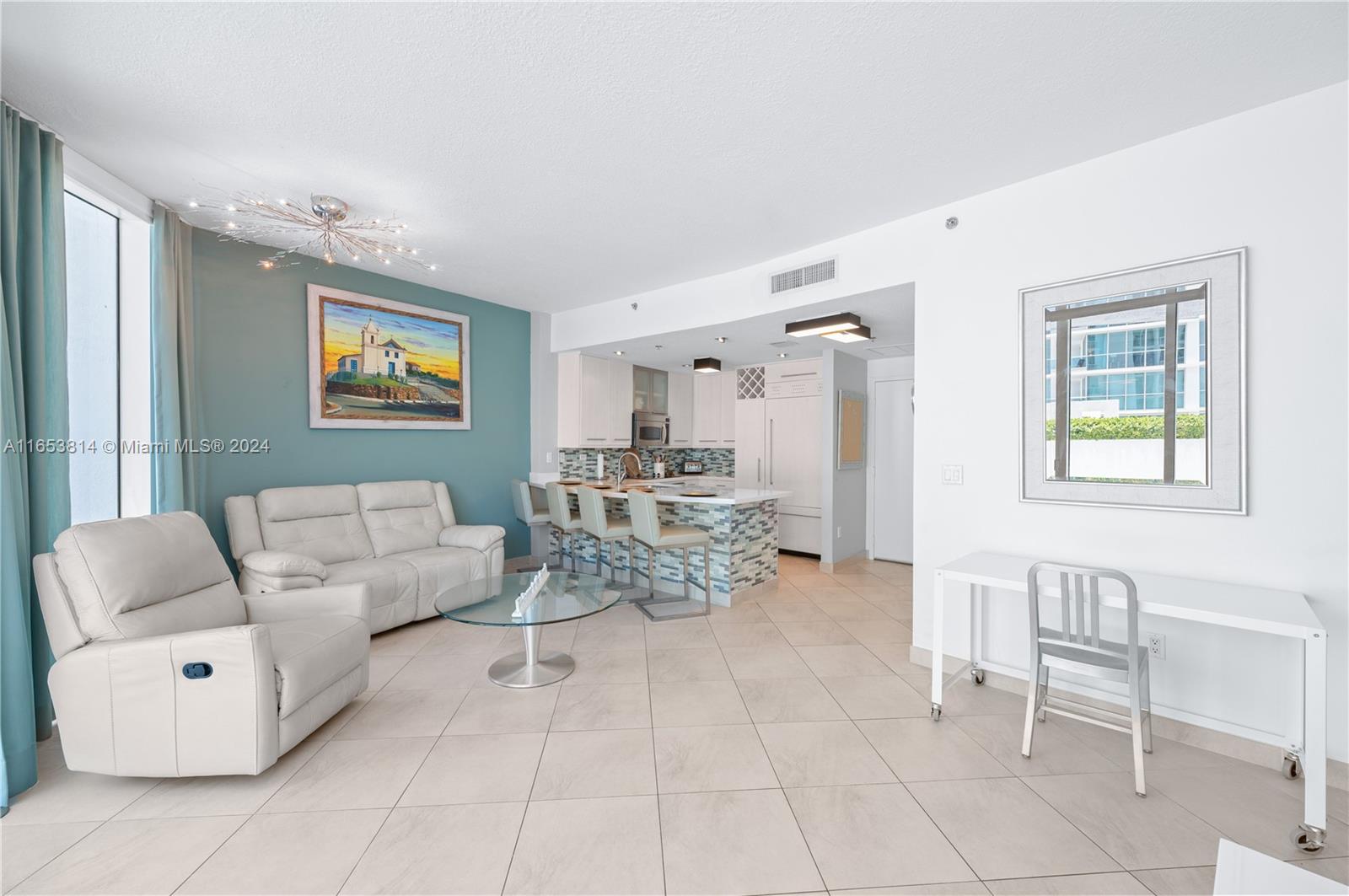 6515 Collins Ave # 601