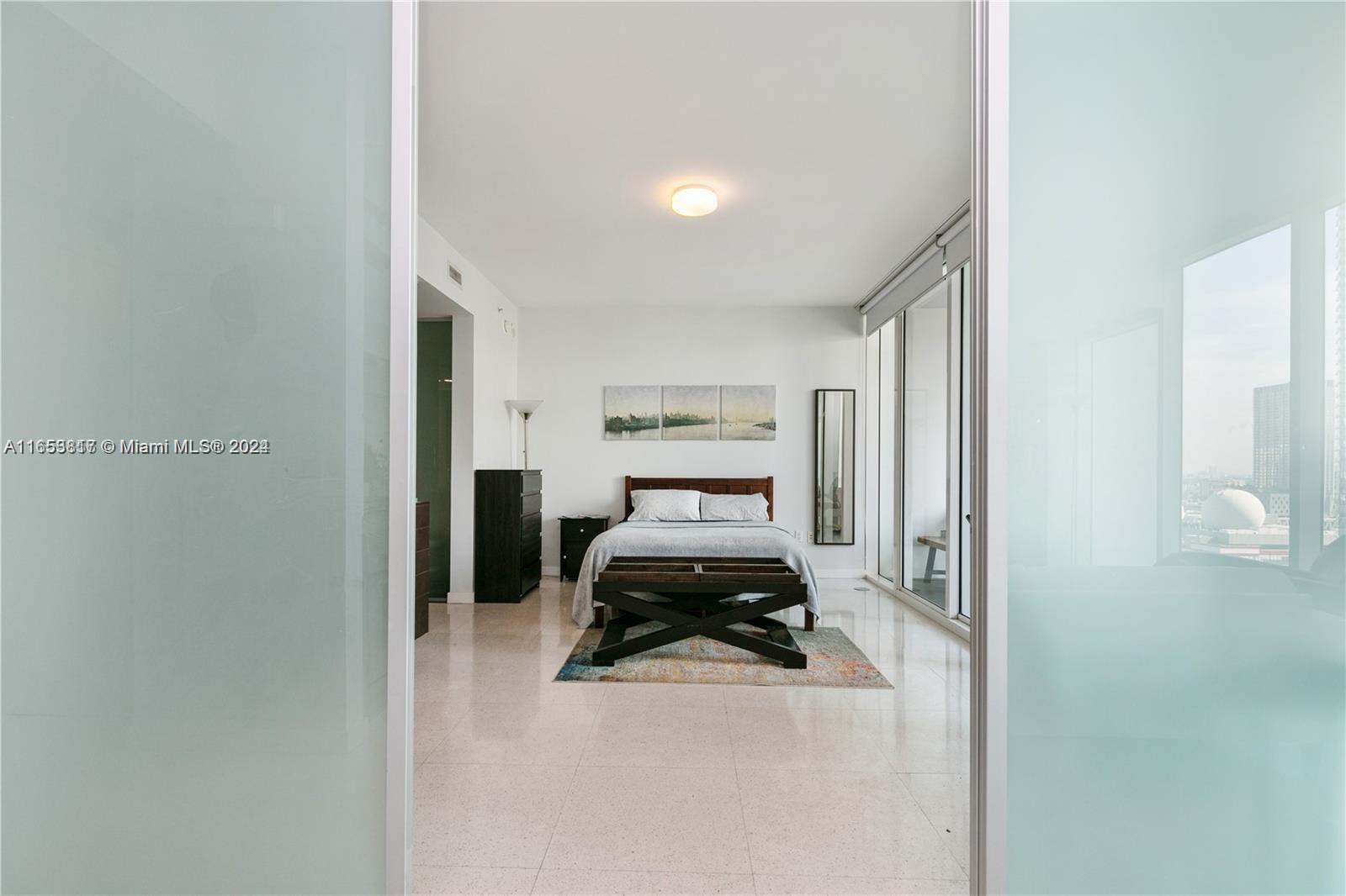 1040 Biscayne Blvd # 1908