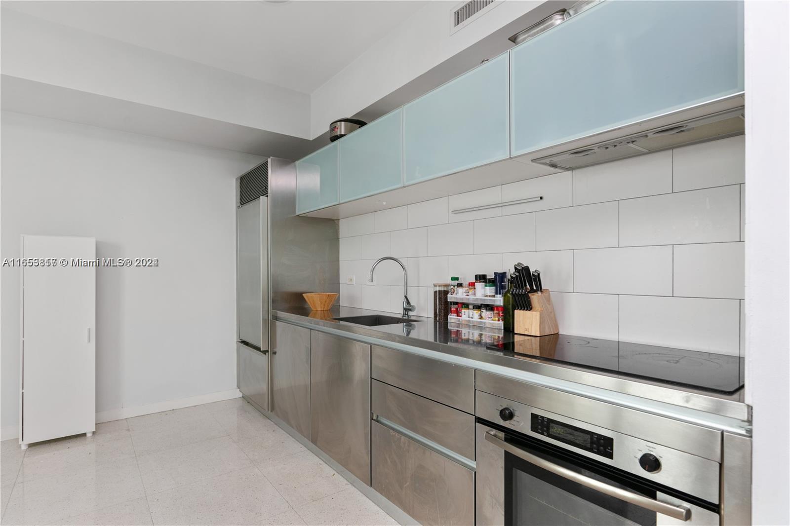 1040 Biscayne Blvd # 1908