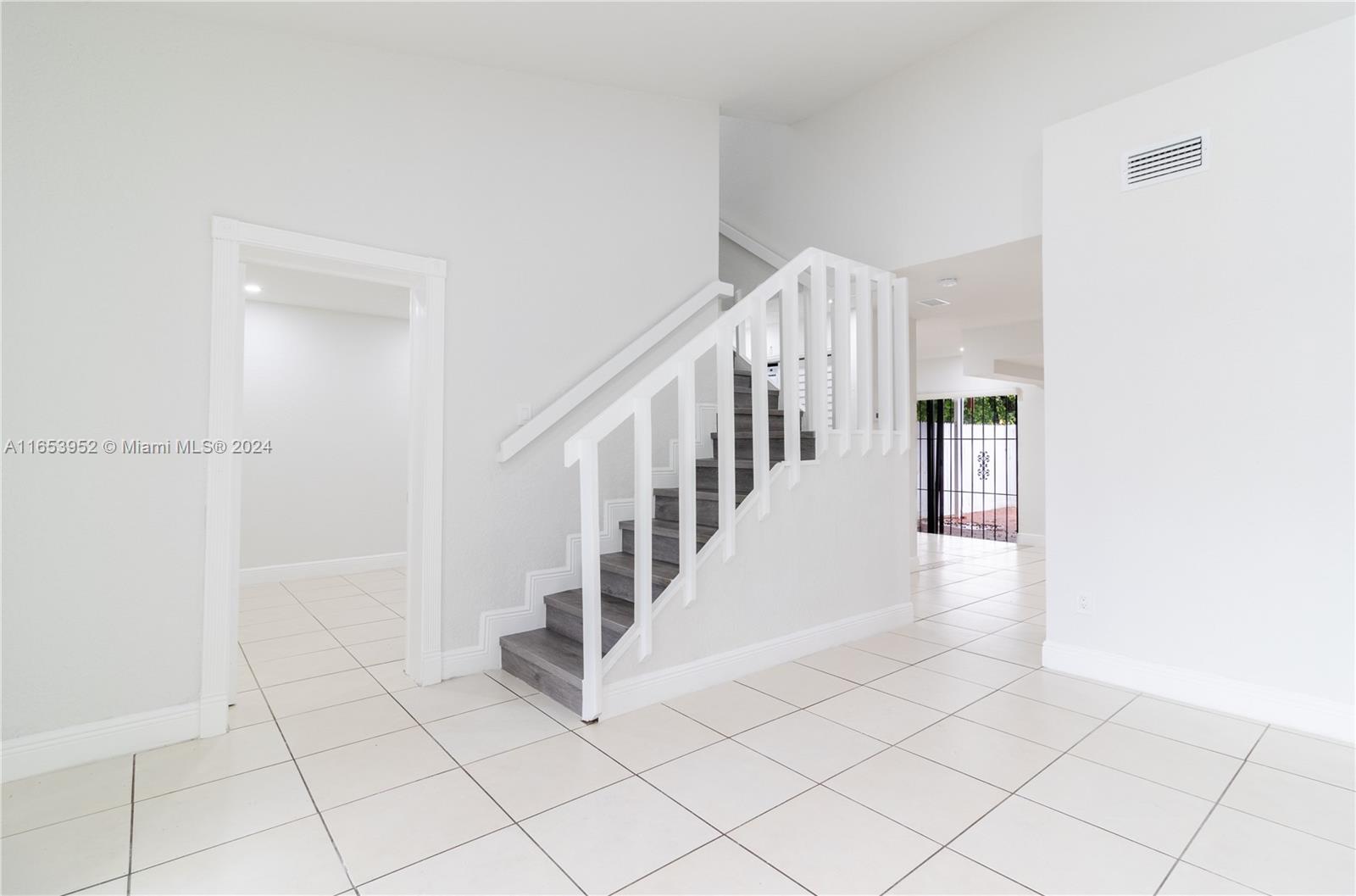 217 NW 109th Ave # 217 Unit: 2-217