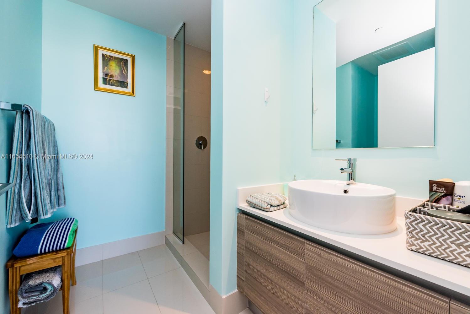 121 NE 34th St # 1415