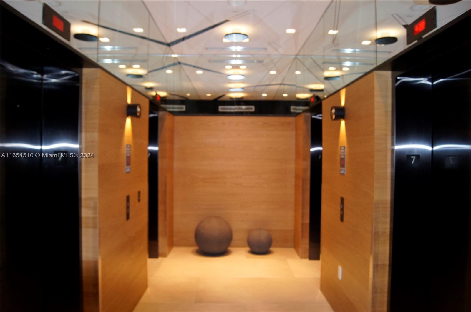 121 NE 34th St # 1415