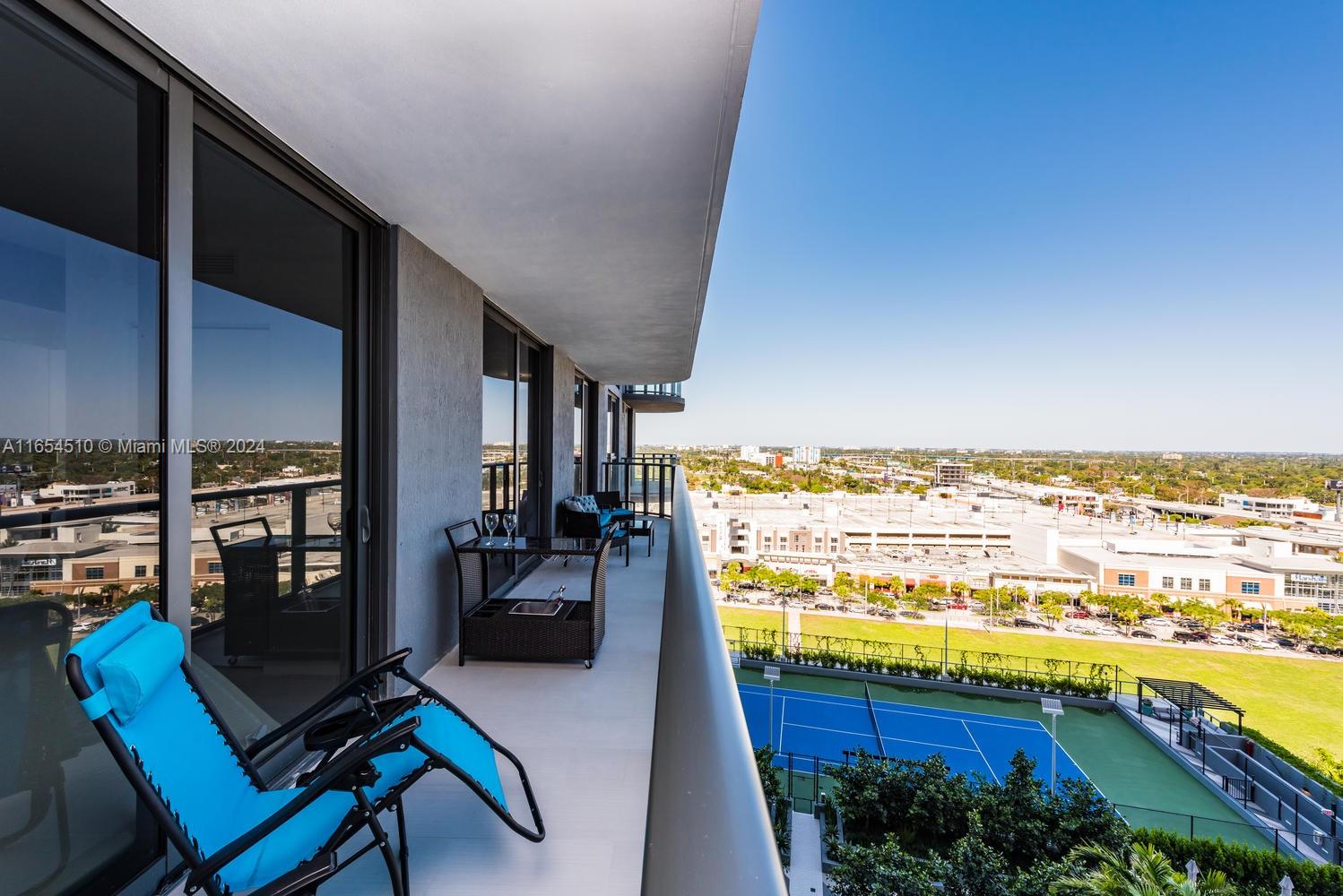 121 NE 34th St # 1415