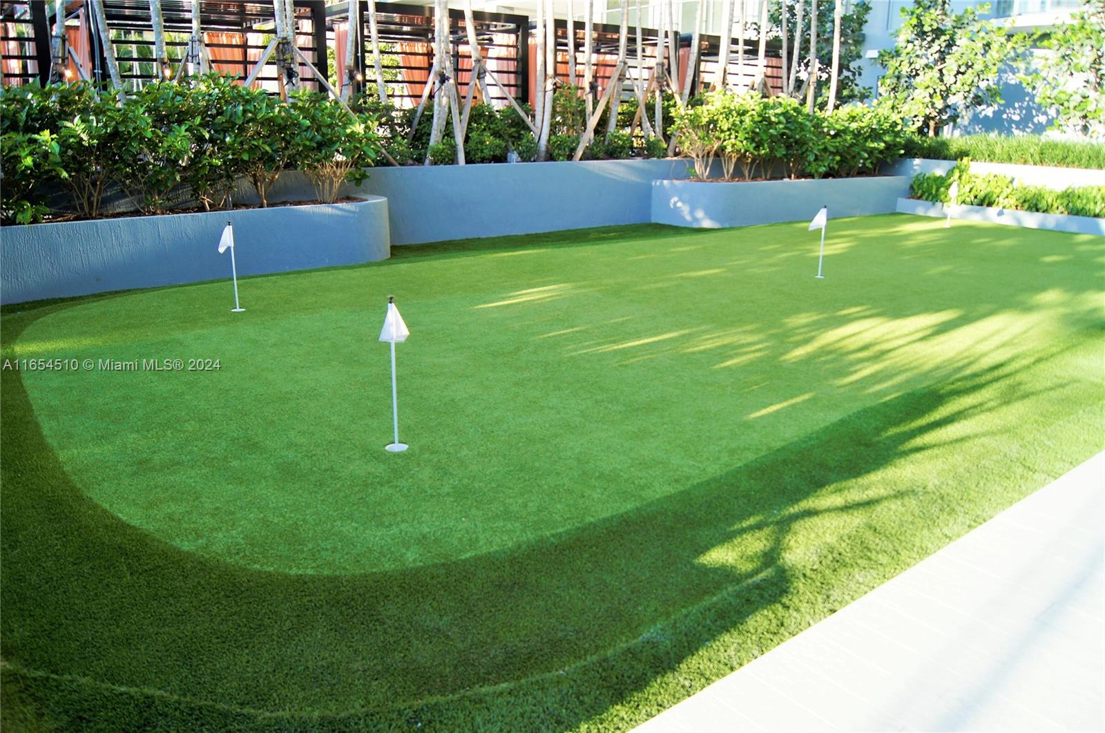 121 NE 34th St # 1415