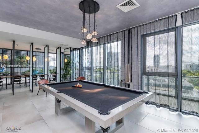 121 NE 34th St # 1415