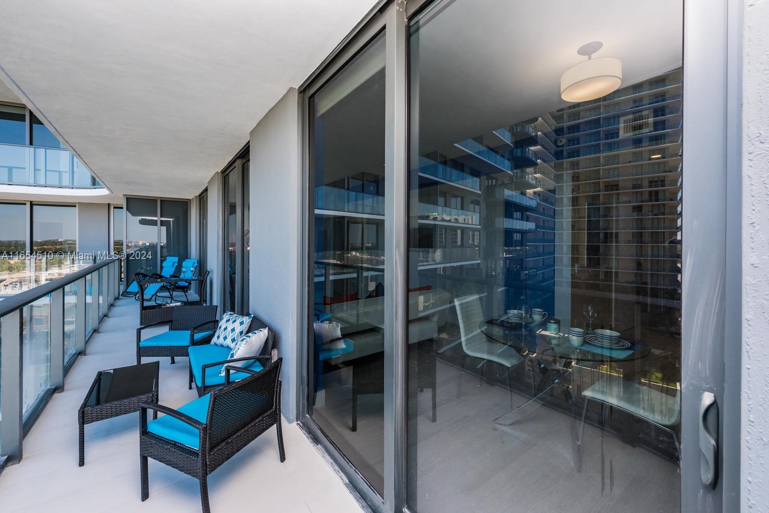 121 NE 34th St # 1415