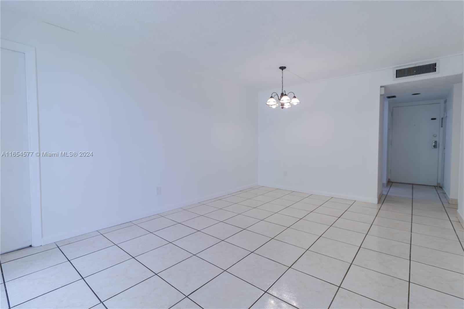 14611 N Kendall Dr # 208L