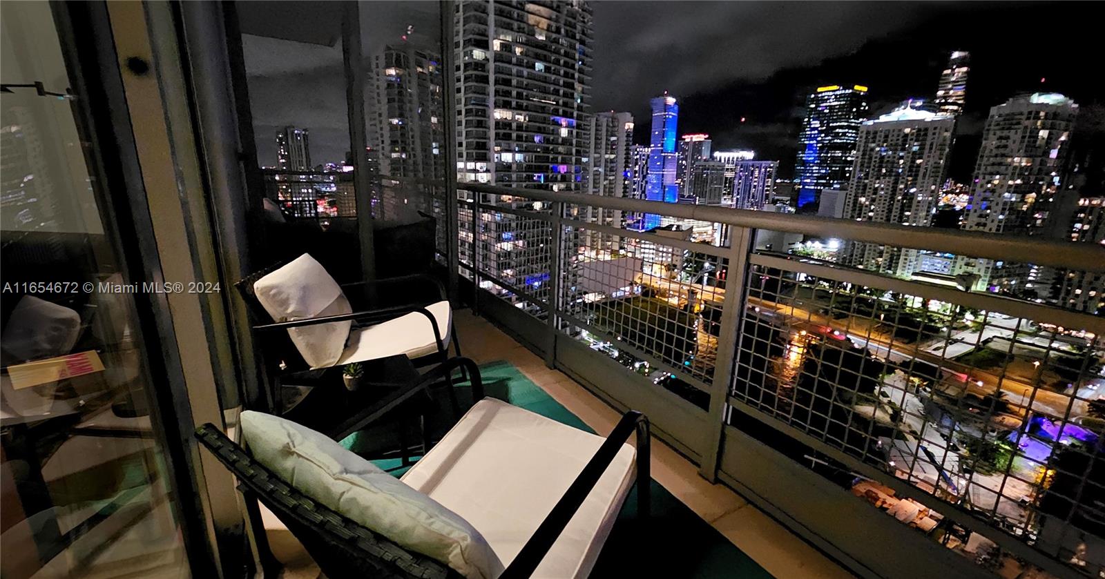 690 SW 1st Ct # 3106