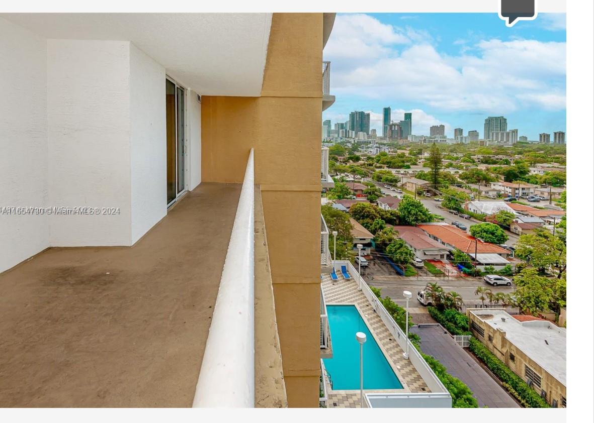 900 SW 8th St # 1102