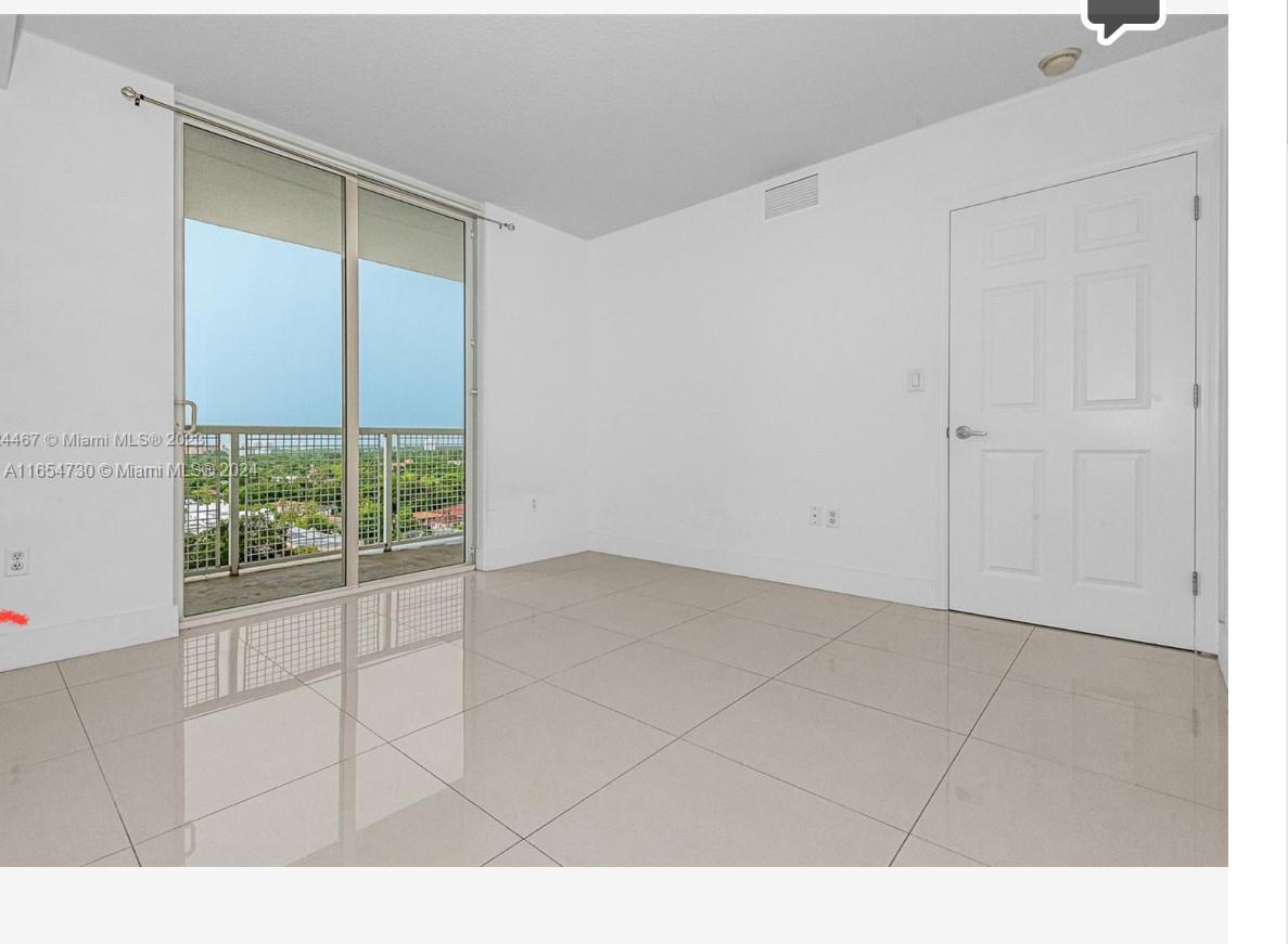 900 SW 8th St # 1102