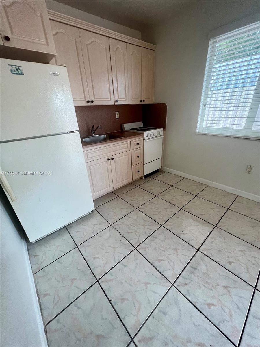 3321 NW 18th St REAR