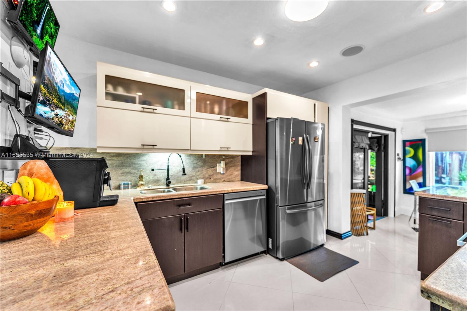 7824 SW 34th Ter
