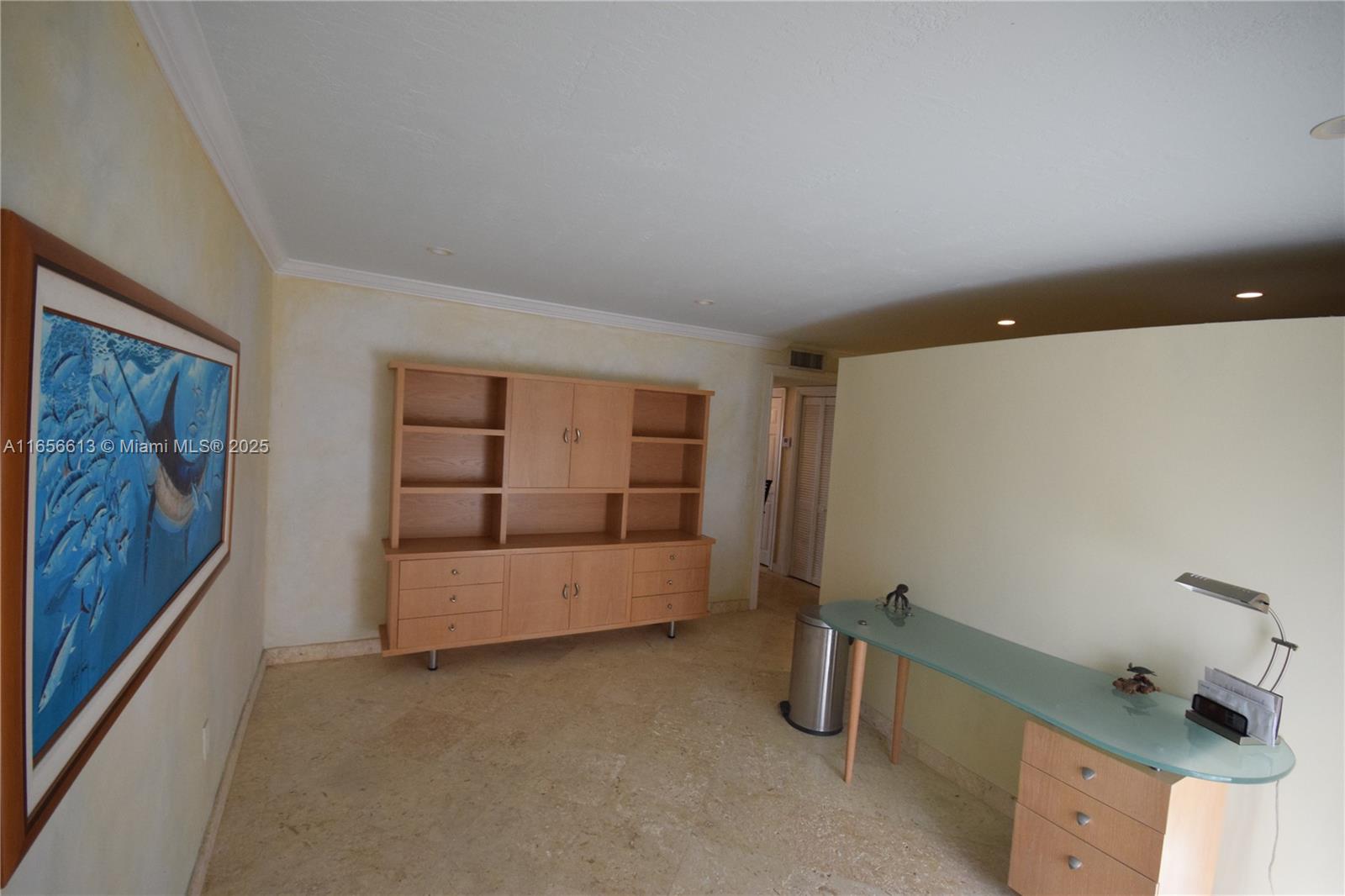 3835 NE 170th St # 5 Unit: B-5