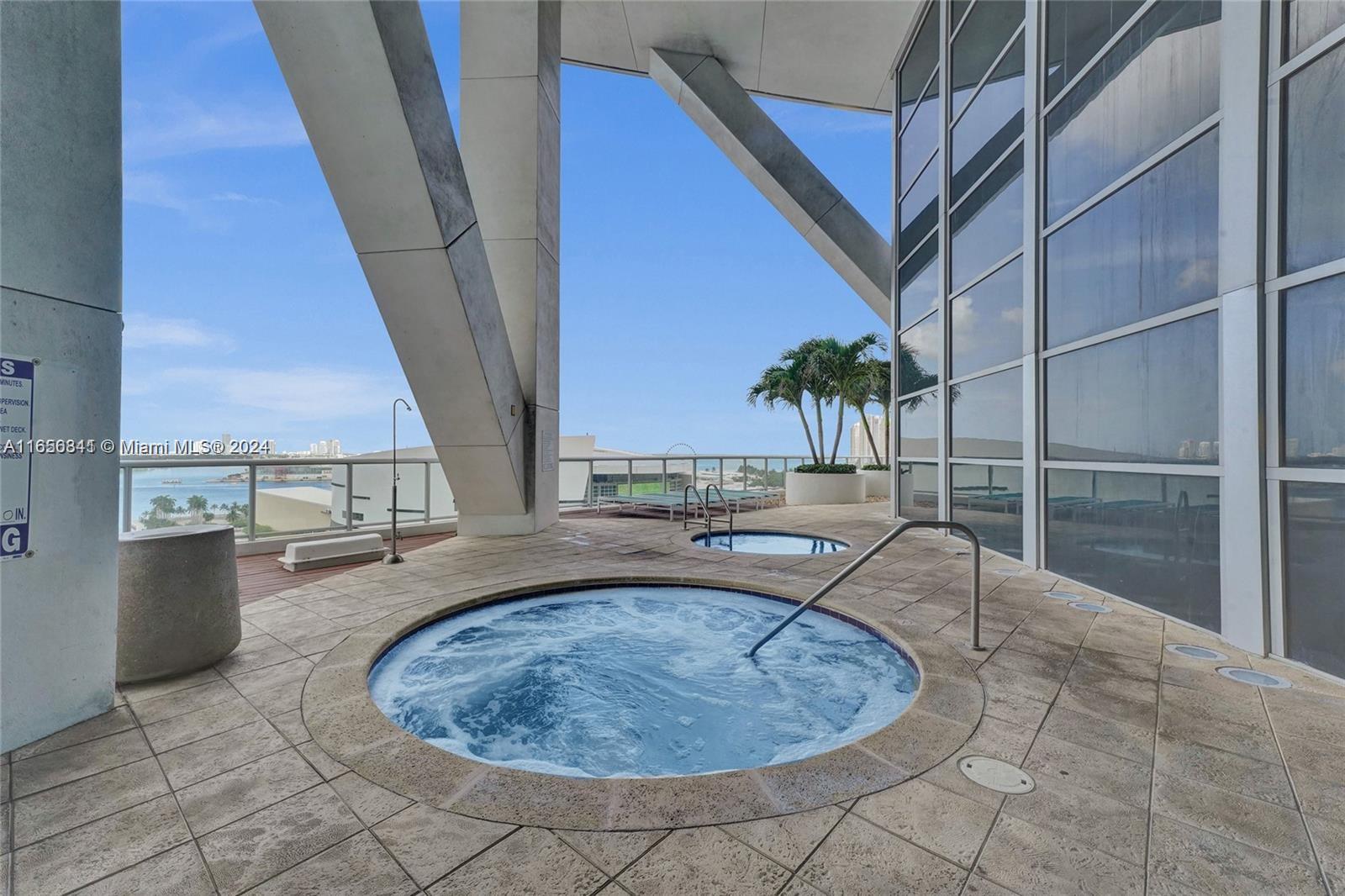 888 Biscayne Blvd # 2611