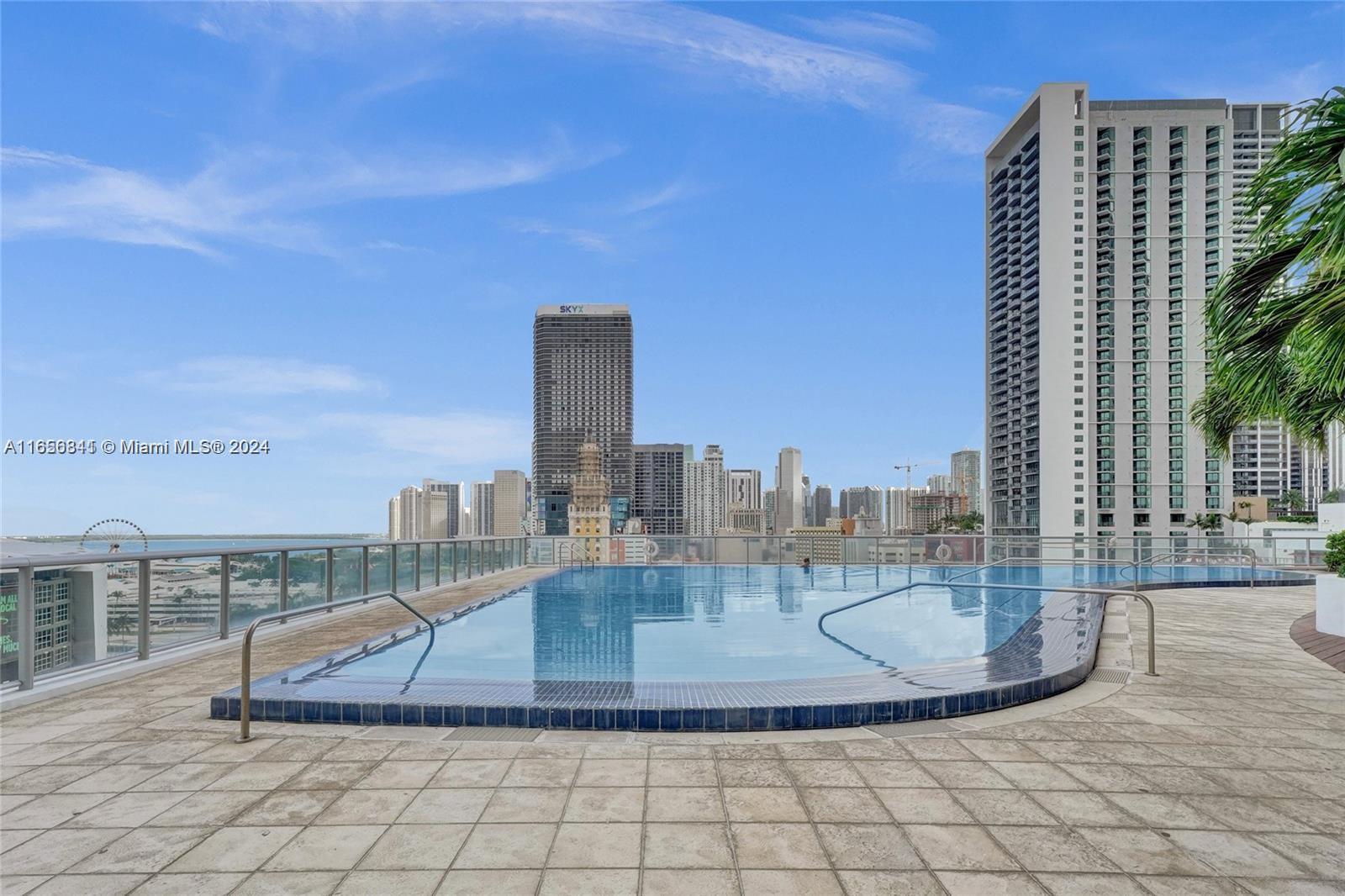 888 Biscayne Blvd # 2611