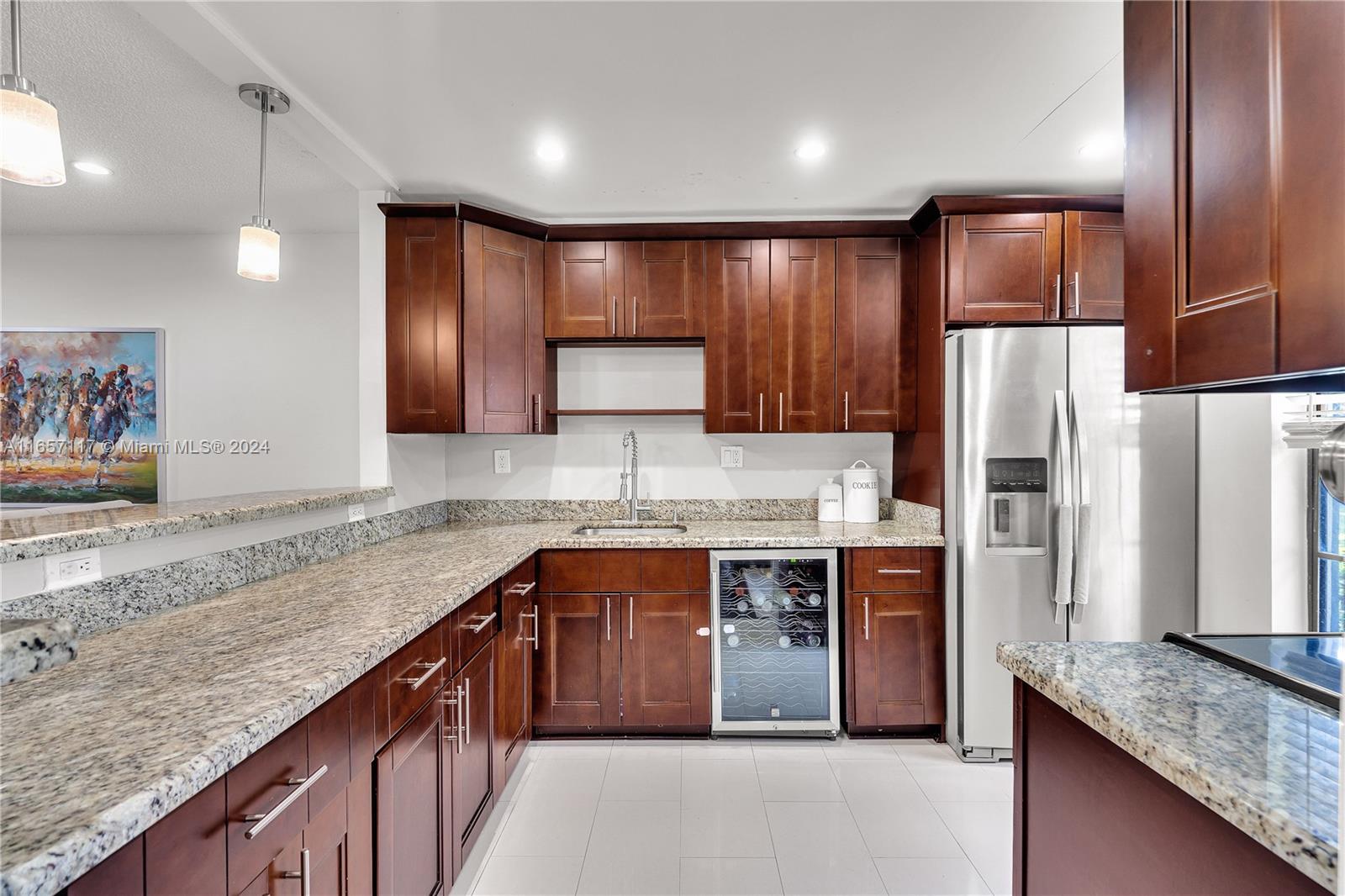 2352 SW 70th Way # 8