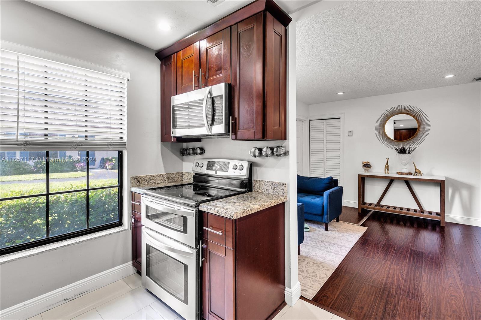 2352 SW 70th Way # 8