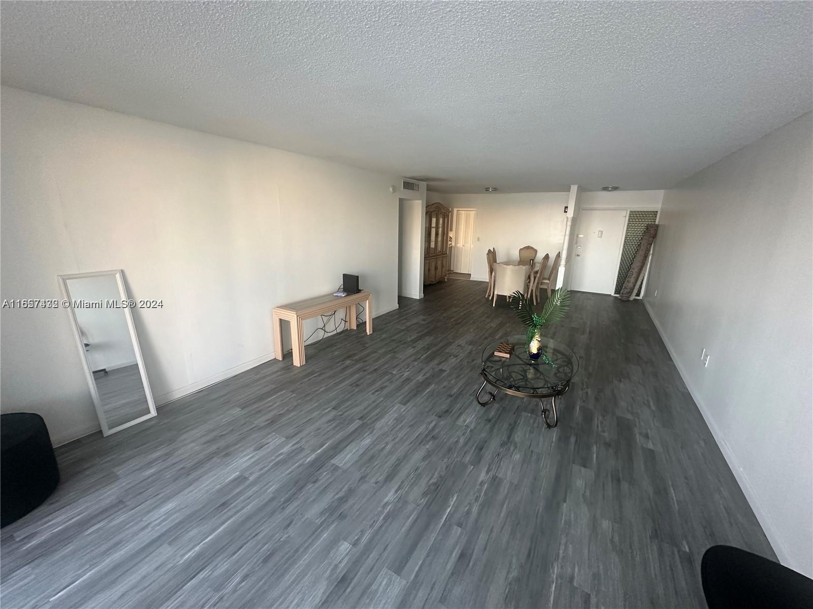 1670 NE 191st St # 3 Unit: 414-3