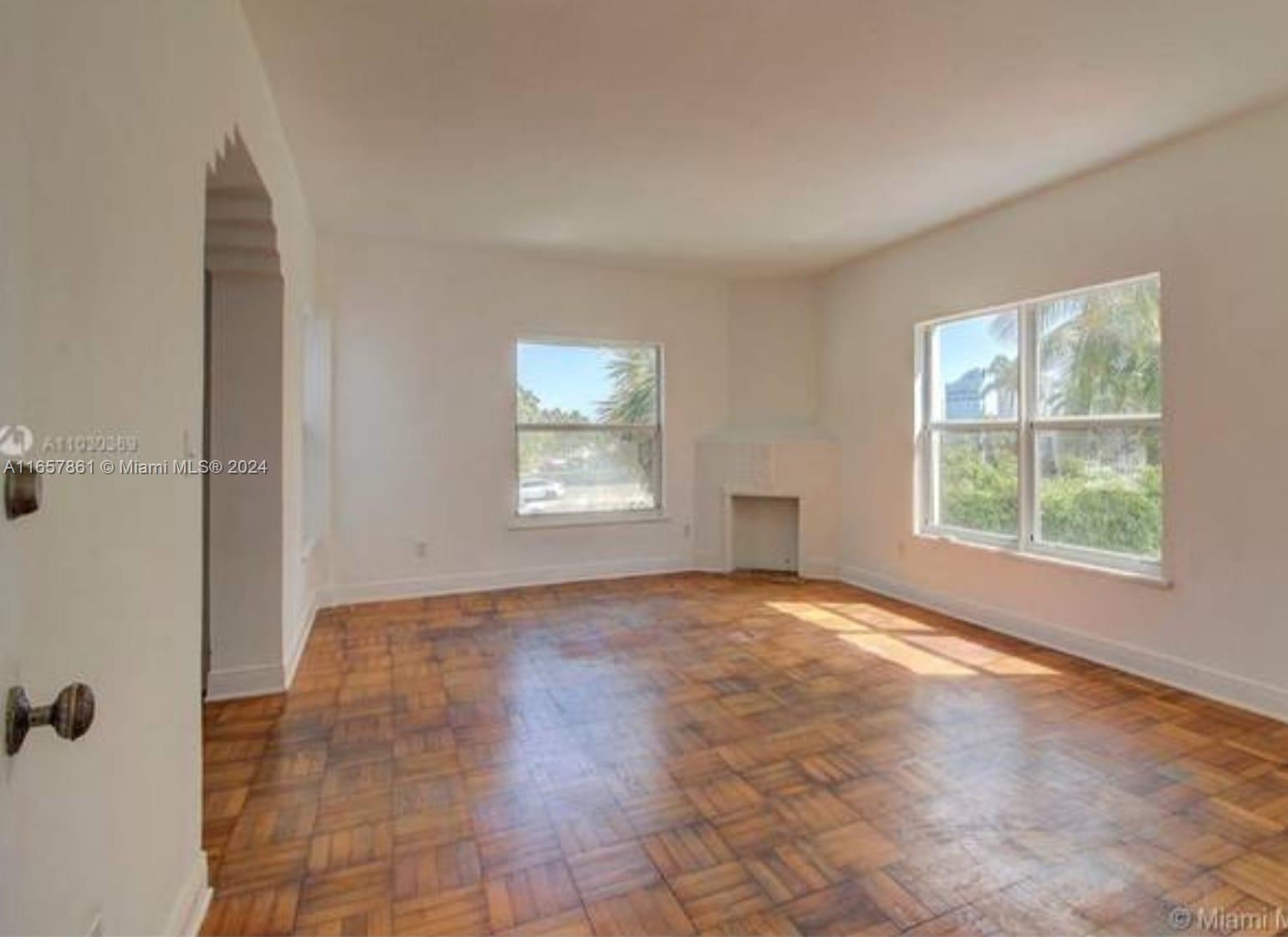 4035 N Meridian Ave # 202
