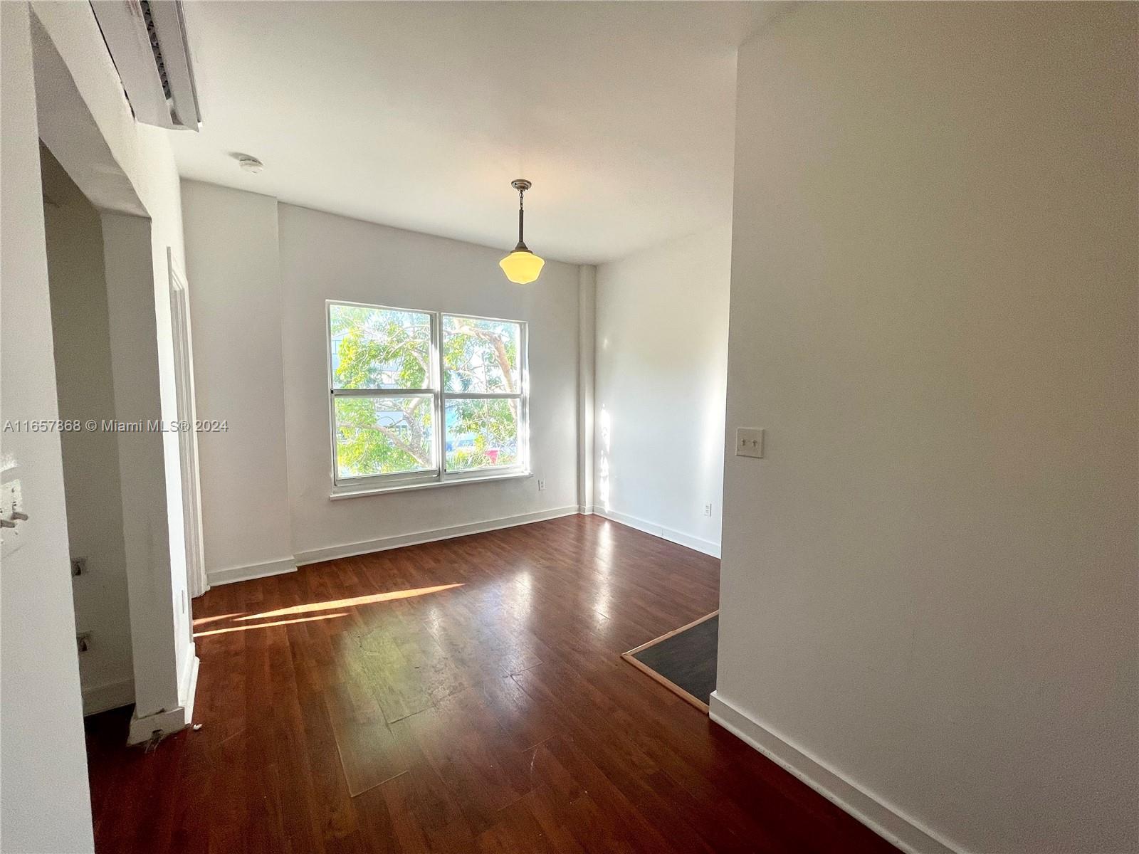 4035 N Meridian Ave # 104