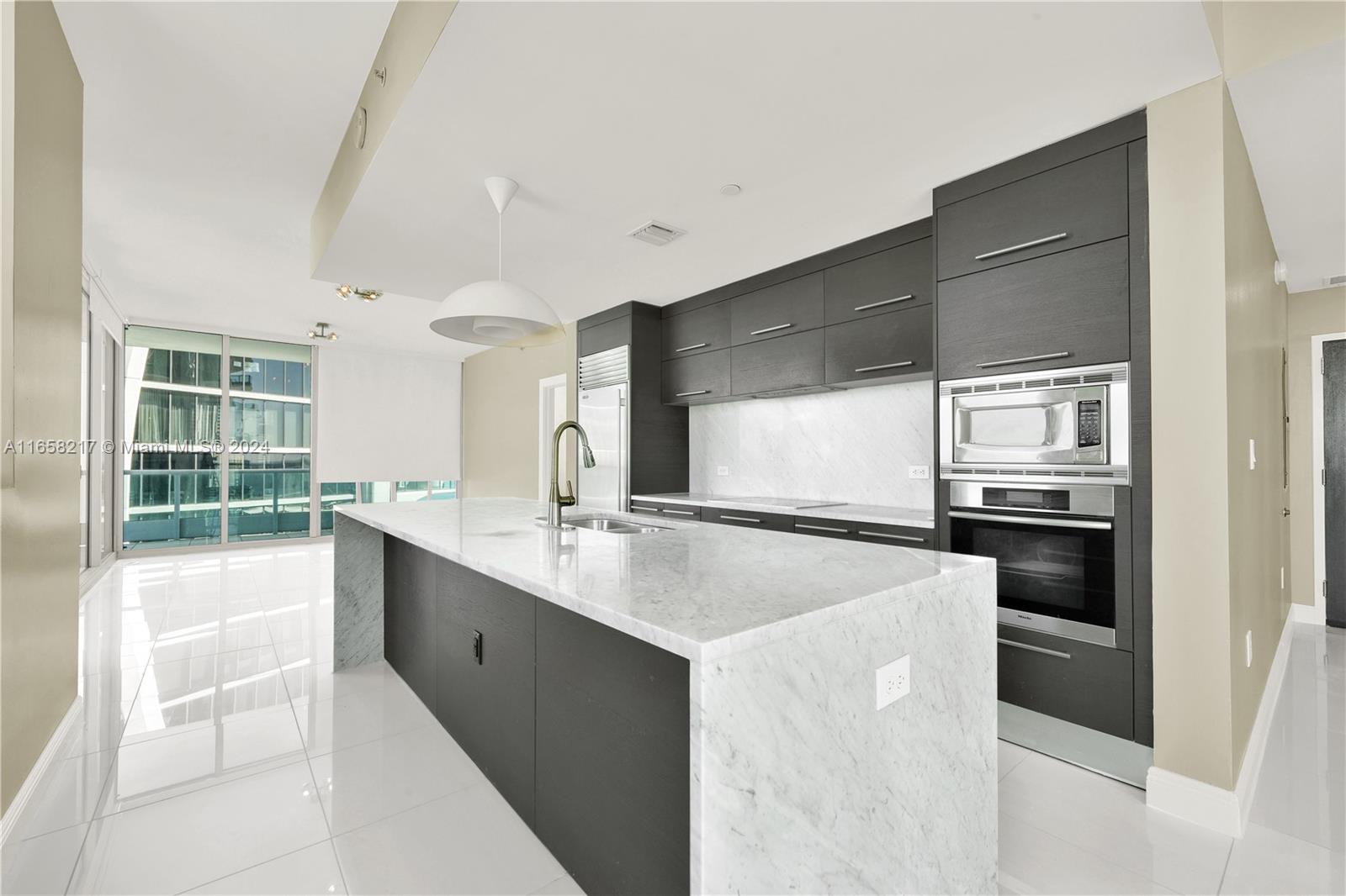 900 Biscayne Blvd # 2612