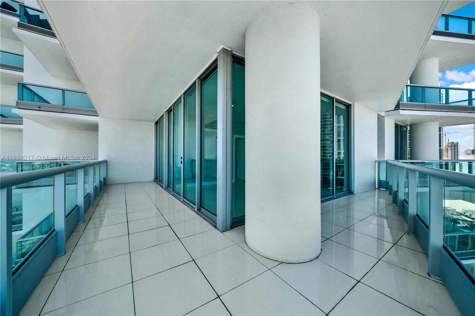 900 Biscayne Blvd # 2612