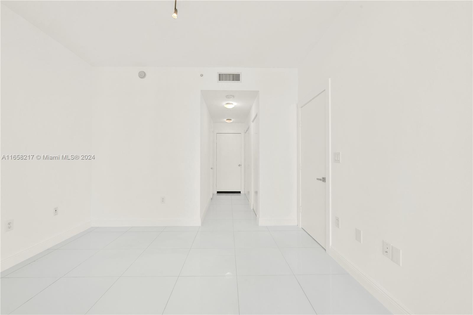 900 Biscayne Blvd # 2612