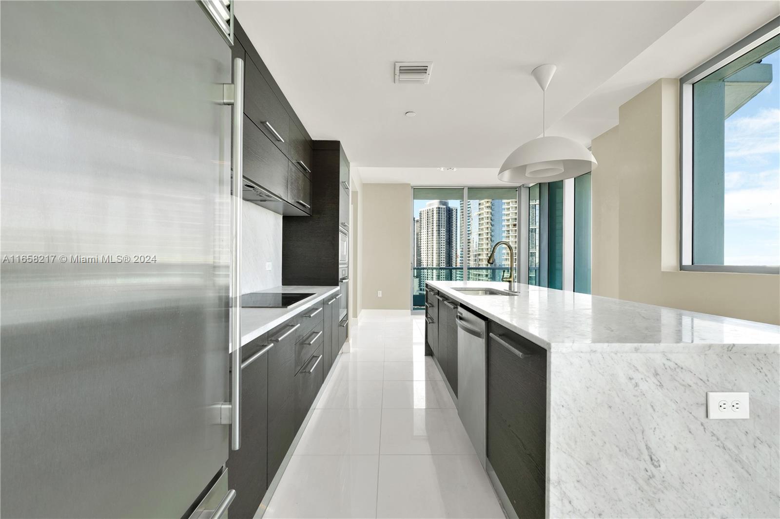 900 Biscayne Blvd # 2612