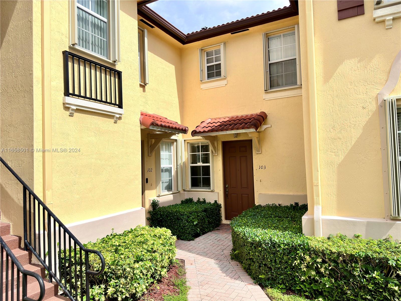 1575 NE 33rd Ave # 9 Unit: 103-9