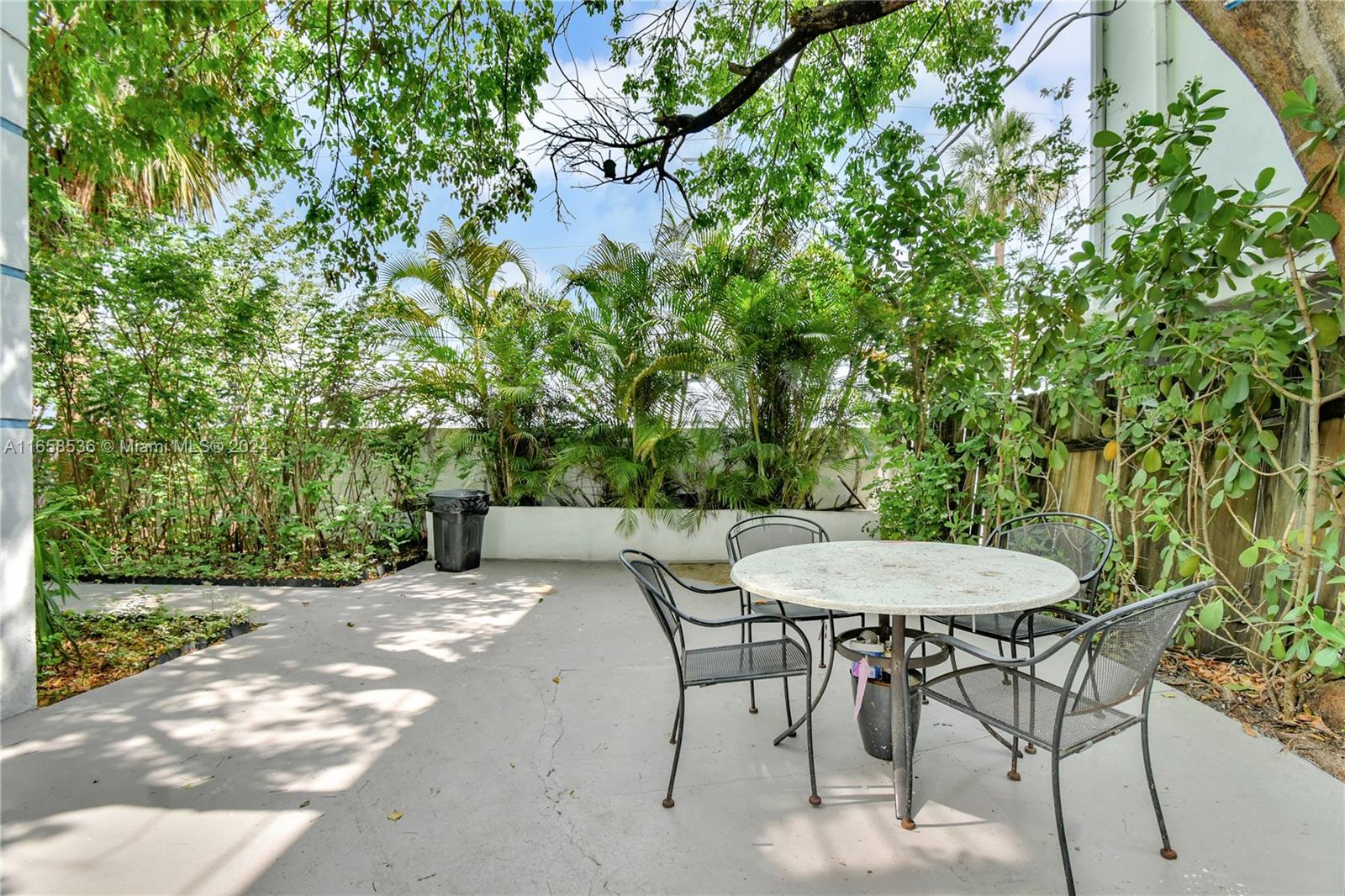 1619 Meridian Ave # 6